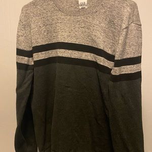 GAP mens long sleeve tee. Size M.